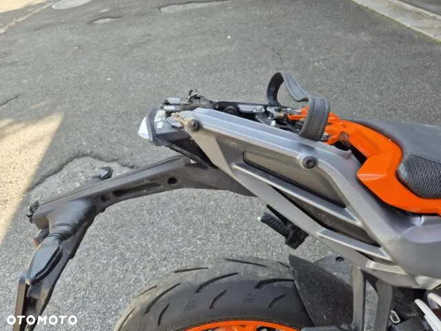 KTM Duke - 18