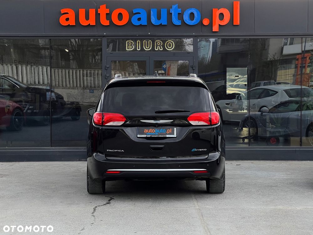 Chrysler Pacifica - 19