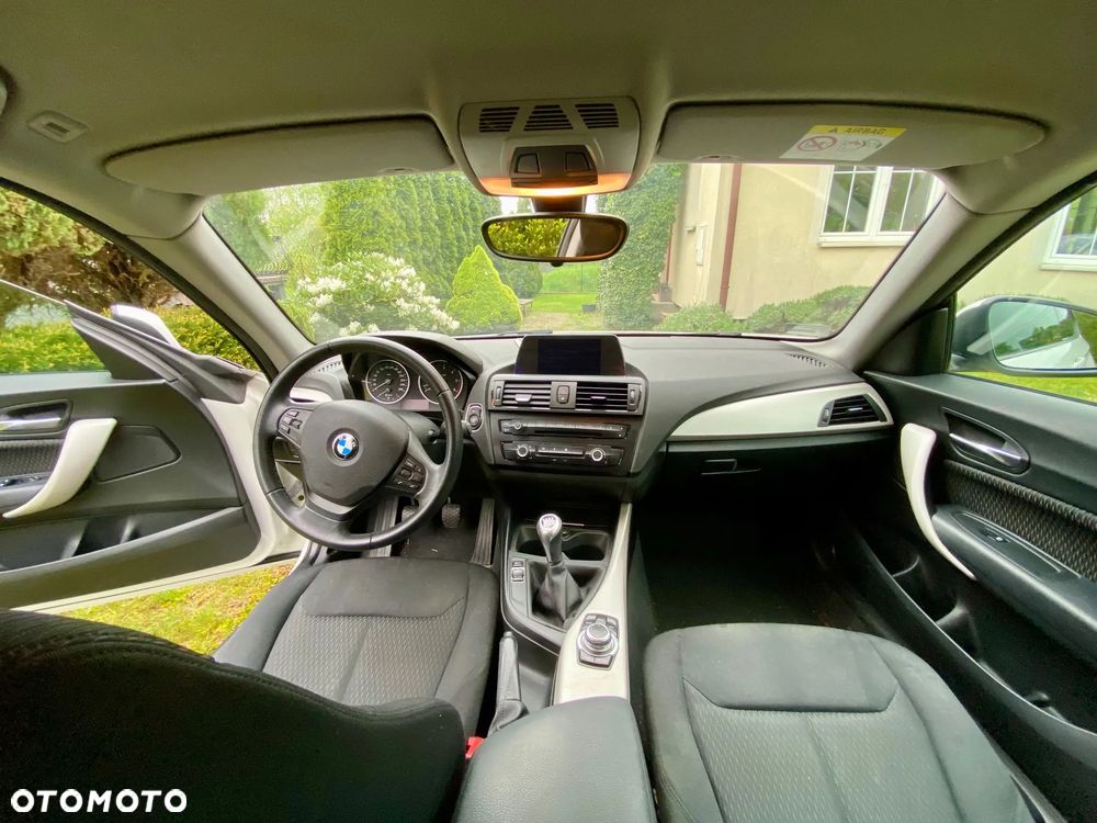 BMW Seria 1 114d Sport Line - 10