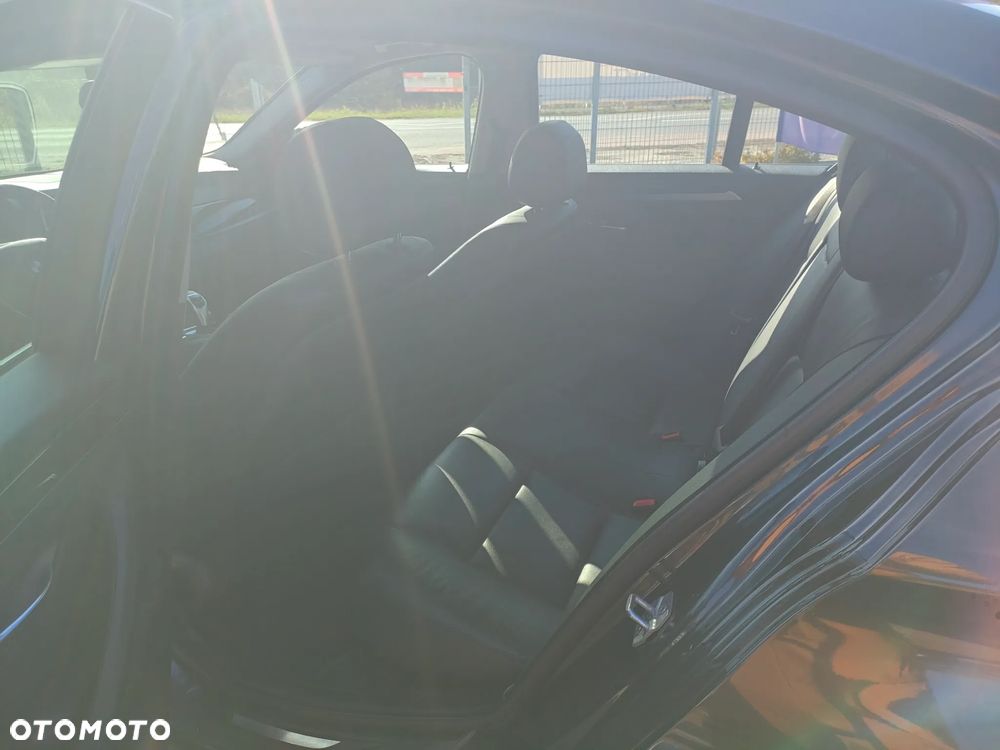 BMW Seria 5 528i Luxury Line - 21