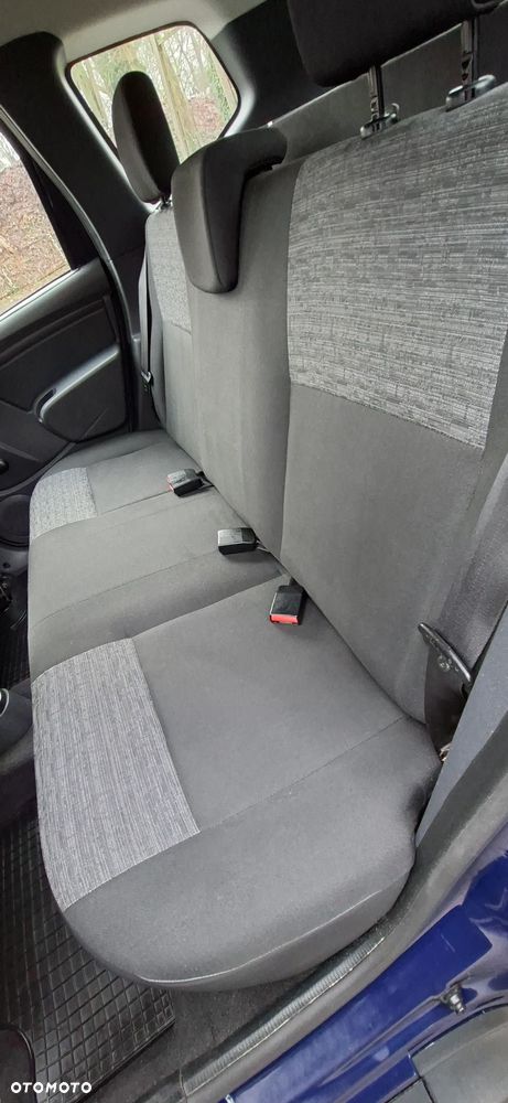 Dacia Duster 1.6 - 12