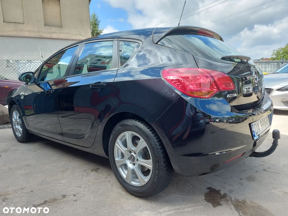 Opel Astra 1.6 Edition Sport - 16