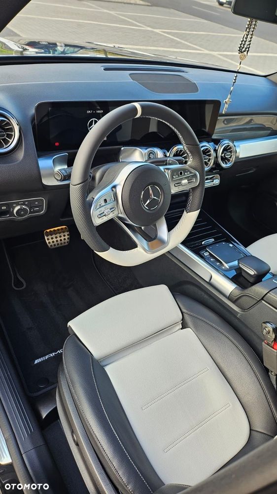 Mercedes-Benz GLB 200 d AMG Line 8G-DCT - 31