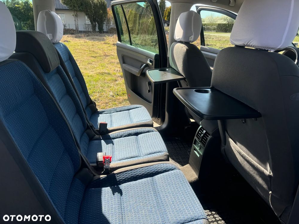 Volkswagen Touran 1.9 TDI Trendline - 11