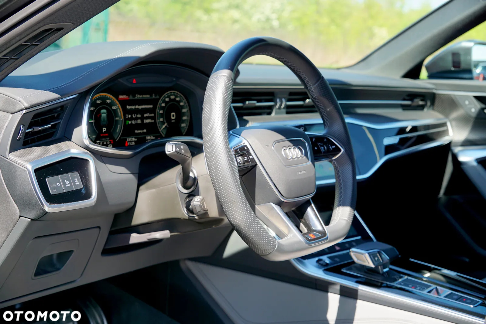 Audi A6 Avant 55 TFSI e quattro S tronic S line - 17
