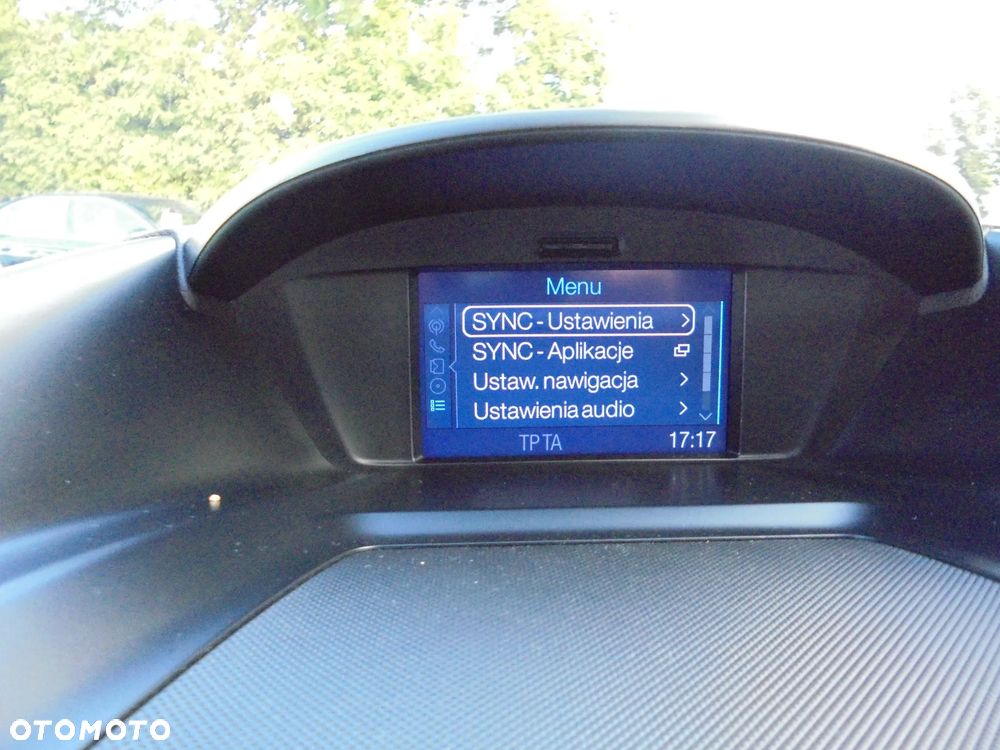 Ford Kuga 2.0 TDCi 4x2 Titanium - 25