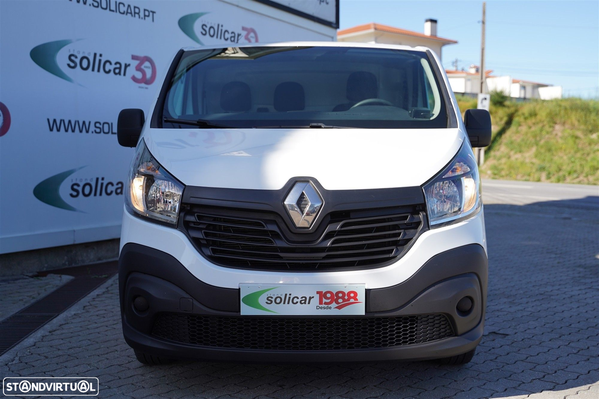 Renault Trafic 1.6 dCi L2H1 1.2T COM ISOLAMENTO TÉRMICO E FRIO - 9