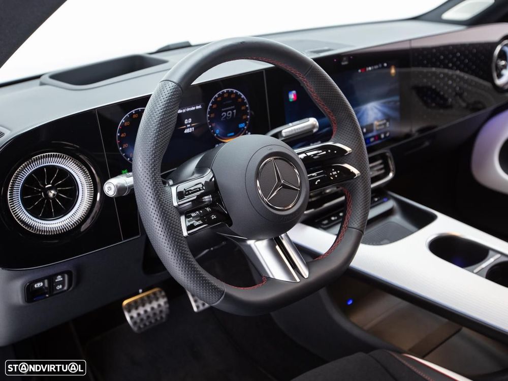 Mercedes-Benz CLA 350 EQ 4Matic - 26