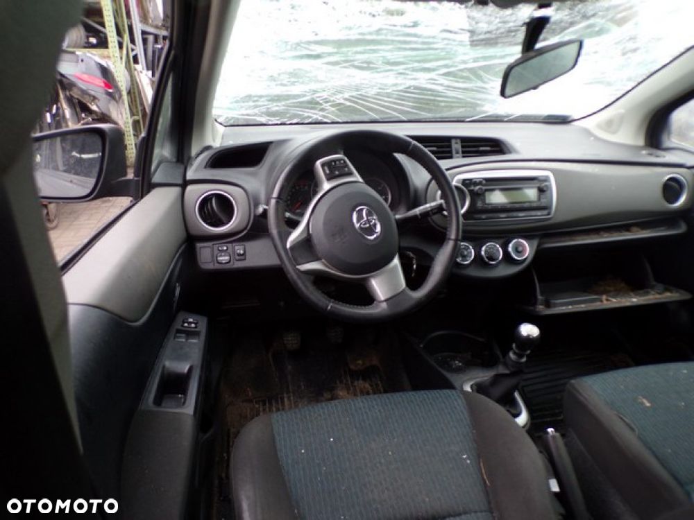 Części - Toyota Yaris 3 III 1.33 VVTi 99 KM 5D HB 11R - 6