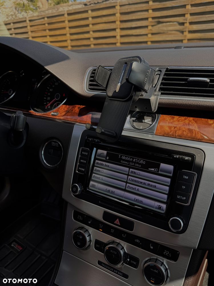Volkswagen Passat 2.0 TDI Highline - 21