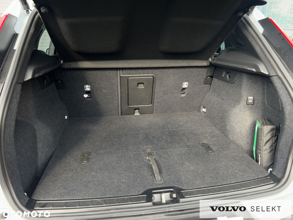 Volvo XC 40 - 20