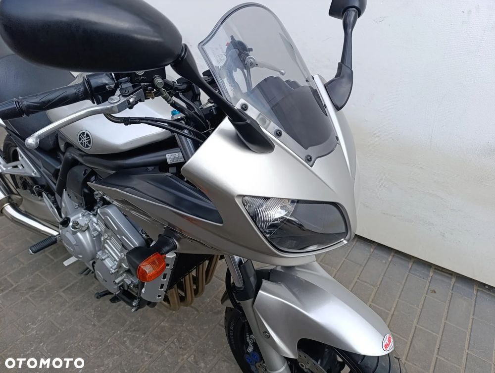 Yamaha FZS - 31