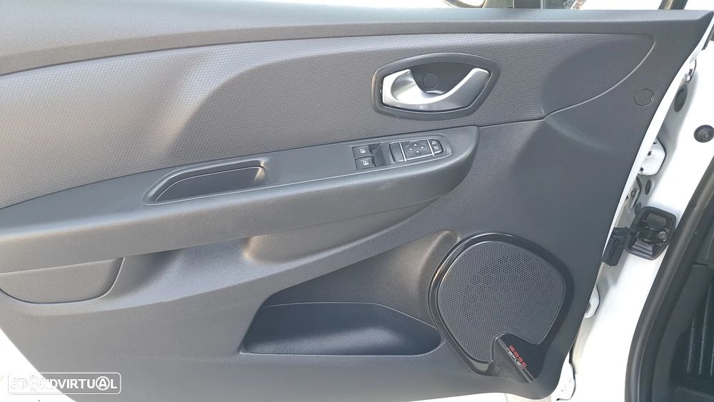 Renault Clio 1.5 dCi Limited EDition - 20