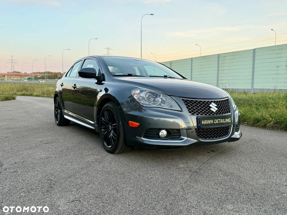 Suzuki Kizashi 2.4 Sport 4WD CVT - 1