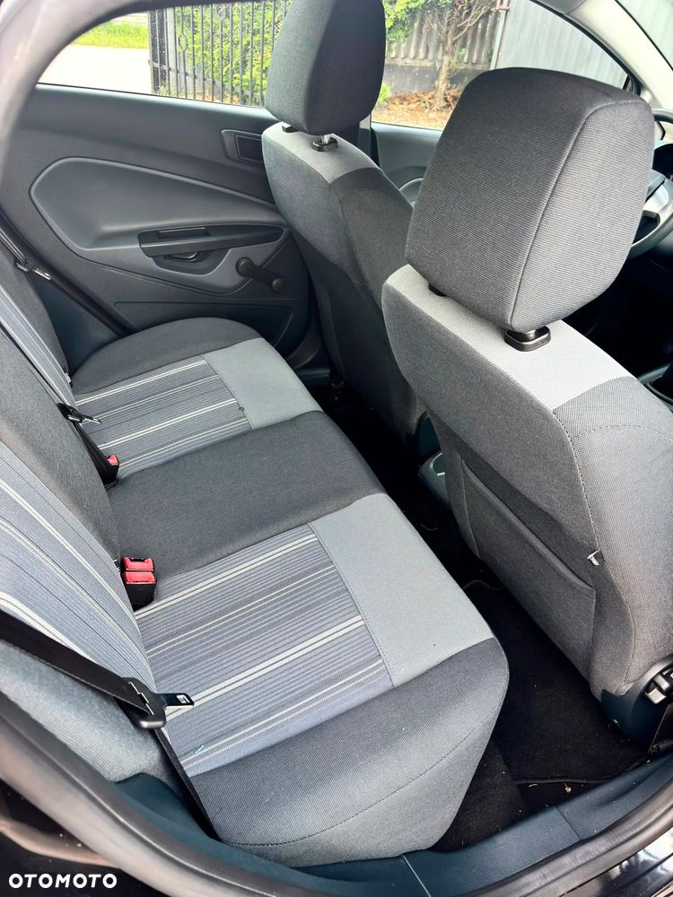Ford Fiesta 1.25 Titanium EU5 - 20
