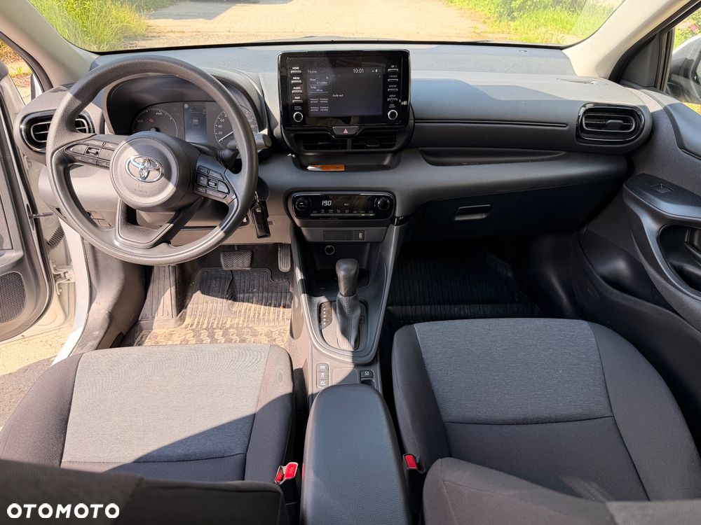 Toyota Yaris - 7