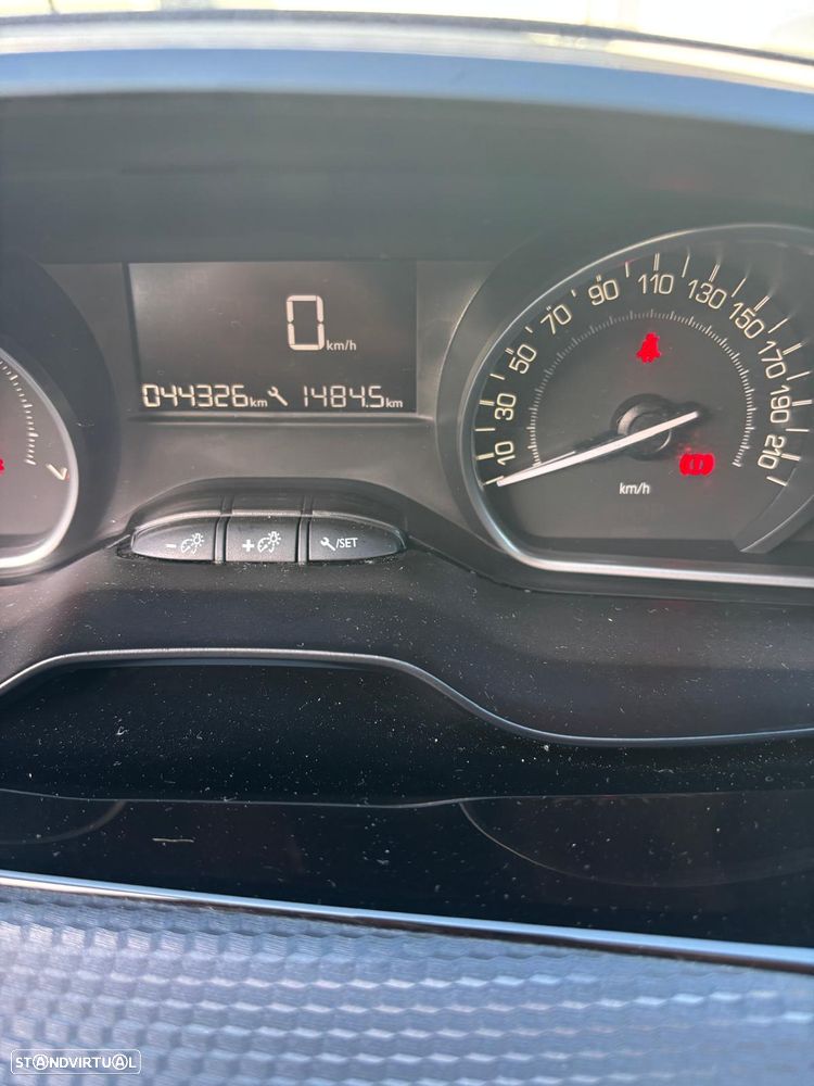 Peugeot 208 1.0 PureTech Access - 12