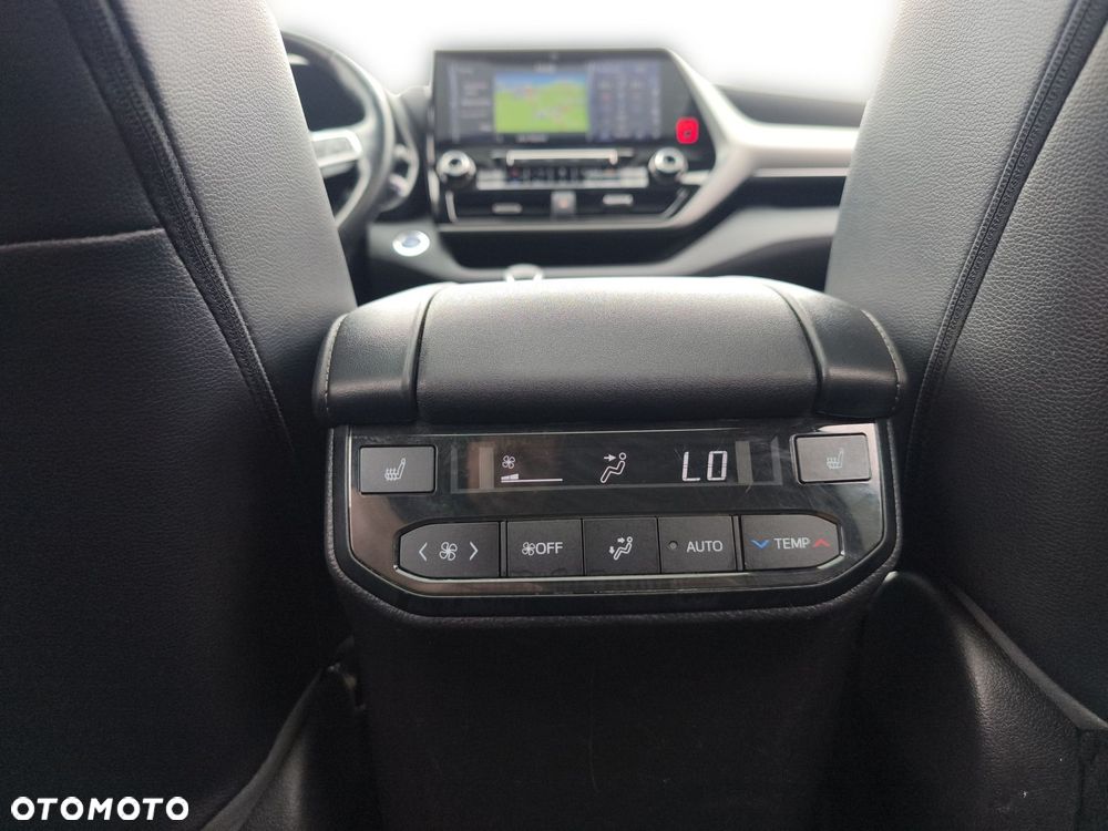 Toyota Highlander - 13