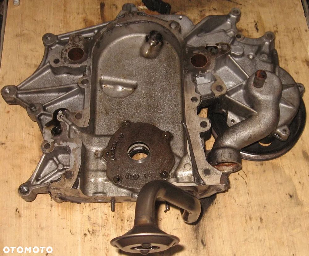 pompa oleju VOYAGER 3.3 V6 CHRYSLER - 4