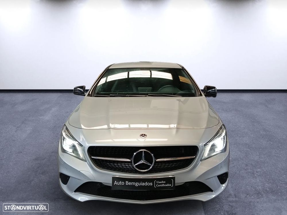Mercedes-Benz CLA 200 d Shooting Brake Urban Aut. - 4