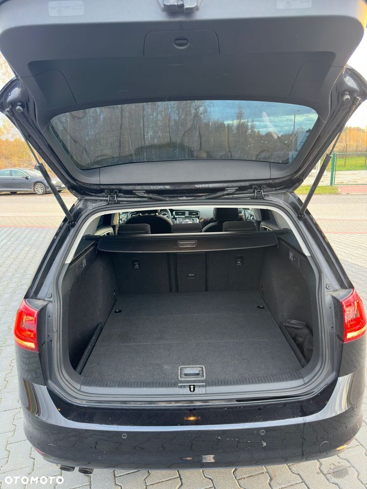 Volkswagen Golf 2.0 TDI SCR Highline - 13