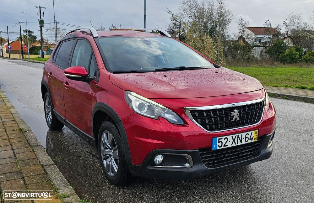 Peugeot 2008 1.5 BlueHDi Signature - 9