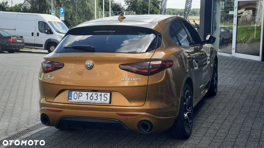 Alfa Romeo Stelvio 2.0 Turbo Veloce Q4 - 4