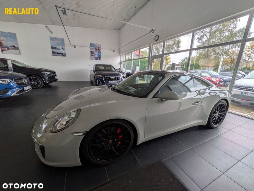 Porsche 911 2018 photo 5