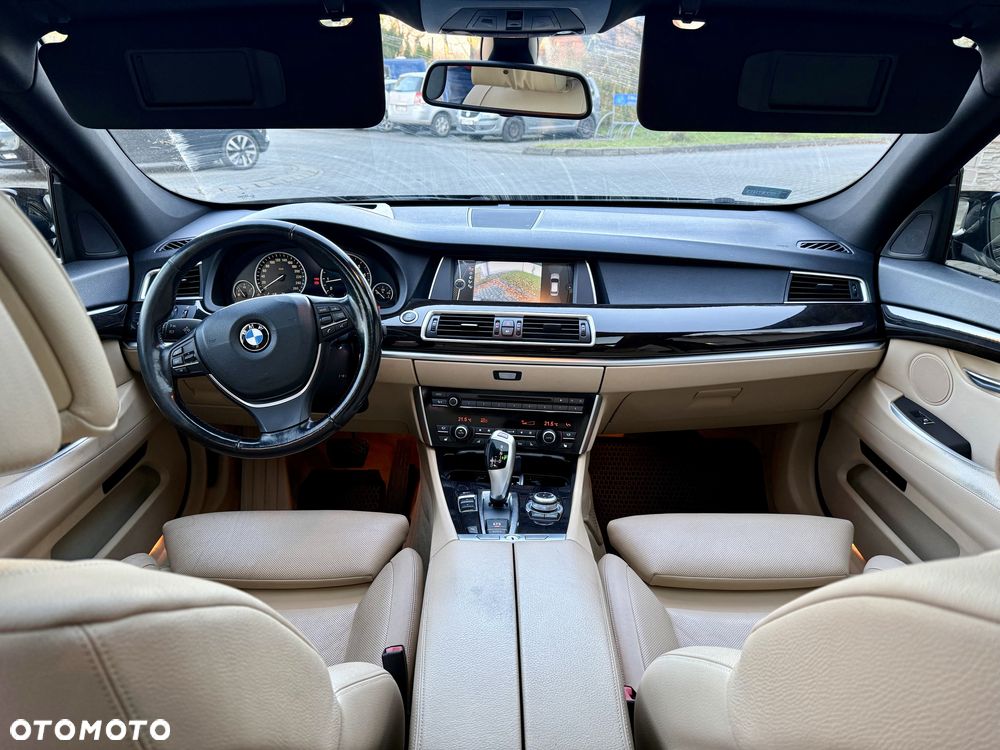 BMW 5GT - 5