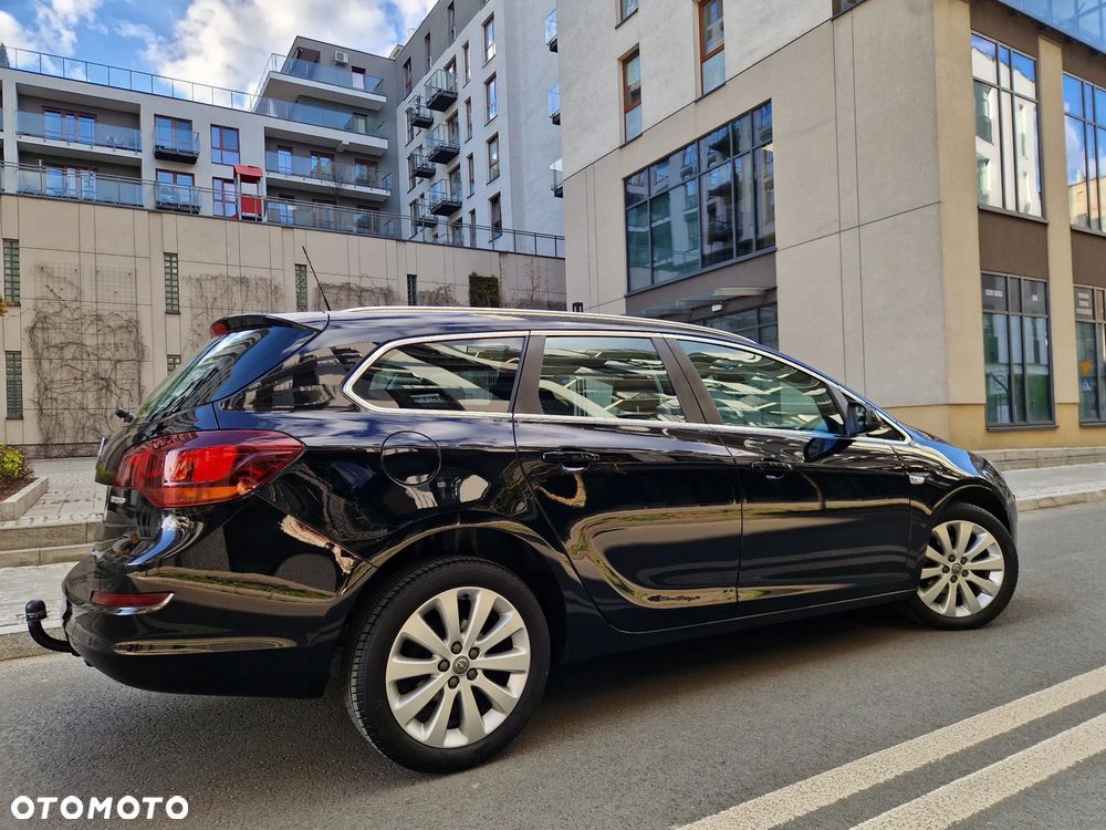 Opel Astra 1.4 T Cosmo EU6 - 8