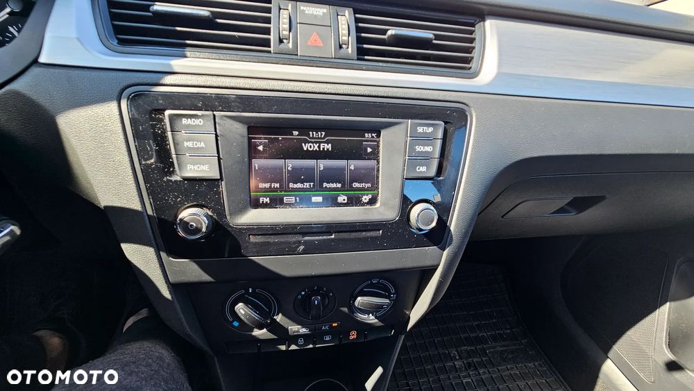 Skoda RAPID 1.4 TDI DPF Ambition DSG - 11