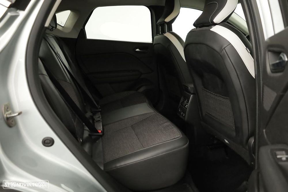 Renault Captur 1.0 TCe Techno Bi-Fuel - 24