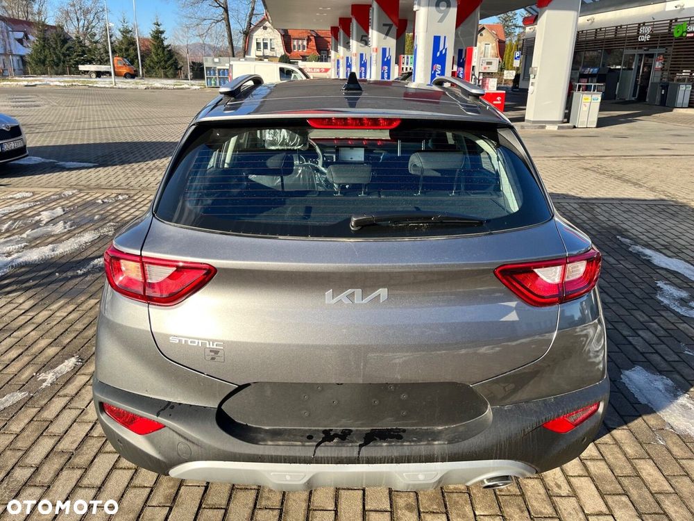 Kia Stonic - 6