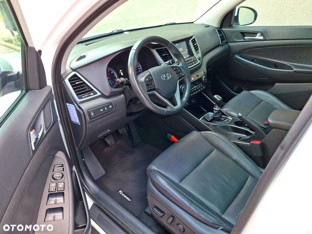 Hyundai Tucson 1.6 GDi 2WD Premium - 19