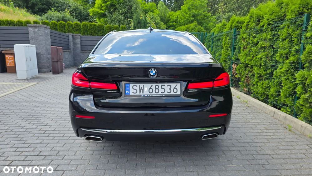 BMW Seria 5 520d xDrive Luxury Line - 8