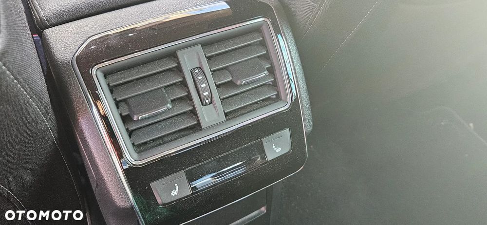 Skoda Superb 2.0 TSI Style DSG - 12