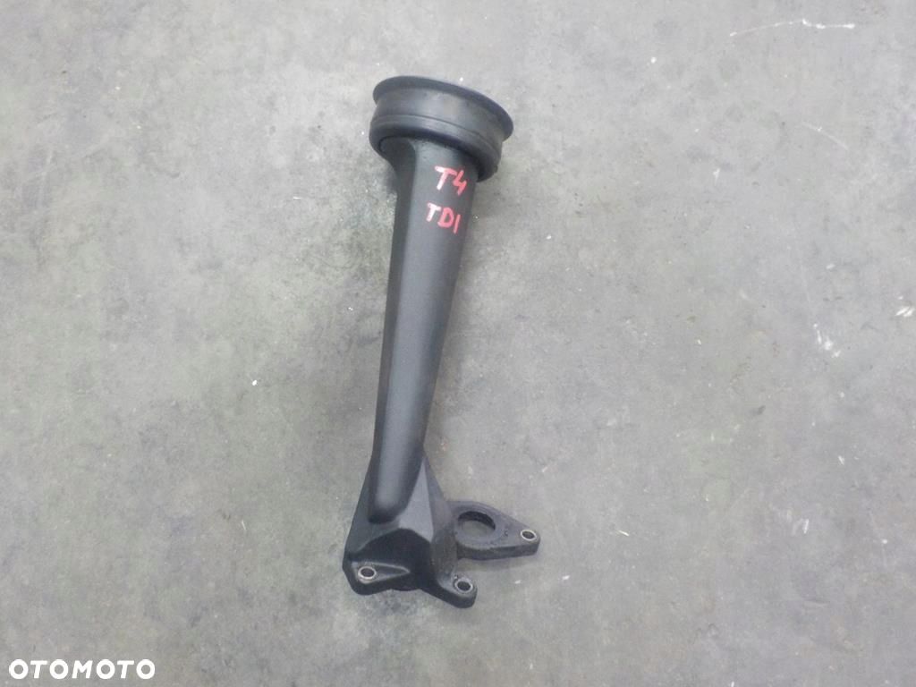 VW T4 2.5 TDI WLEW OLEJU - 1