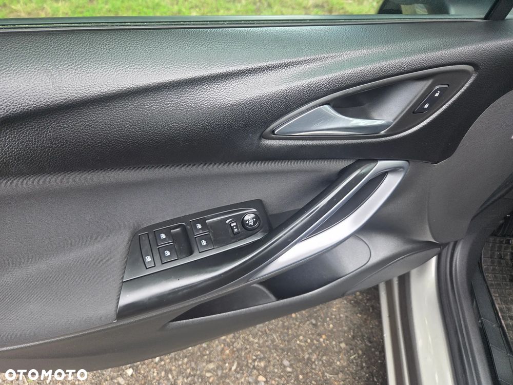 Opel Astra 1.4 Turbo Dynamic - 15