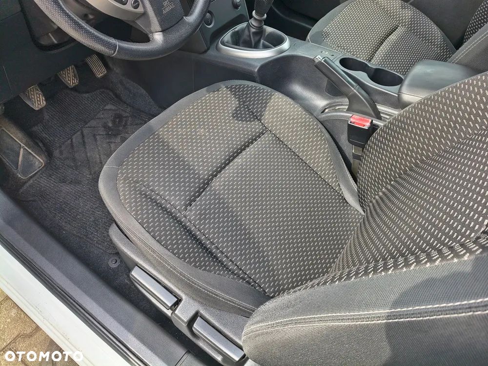 Nissan Qashqai 2.0 Acenta - 22