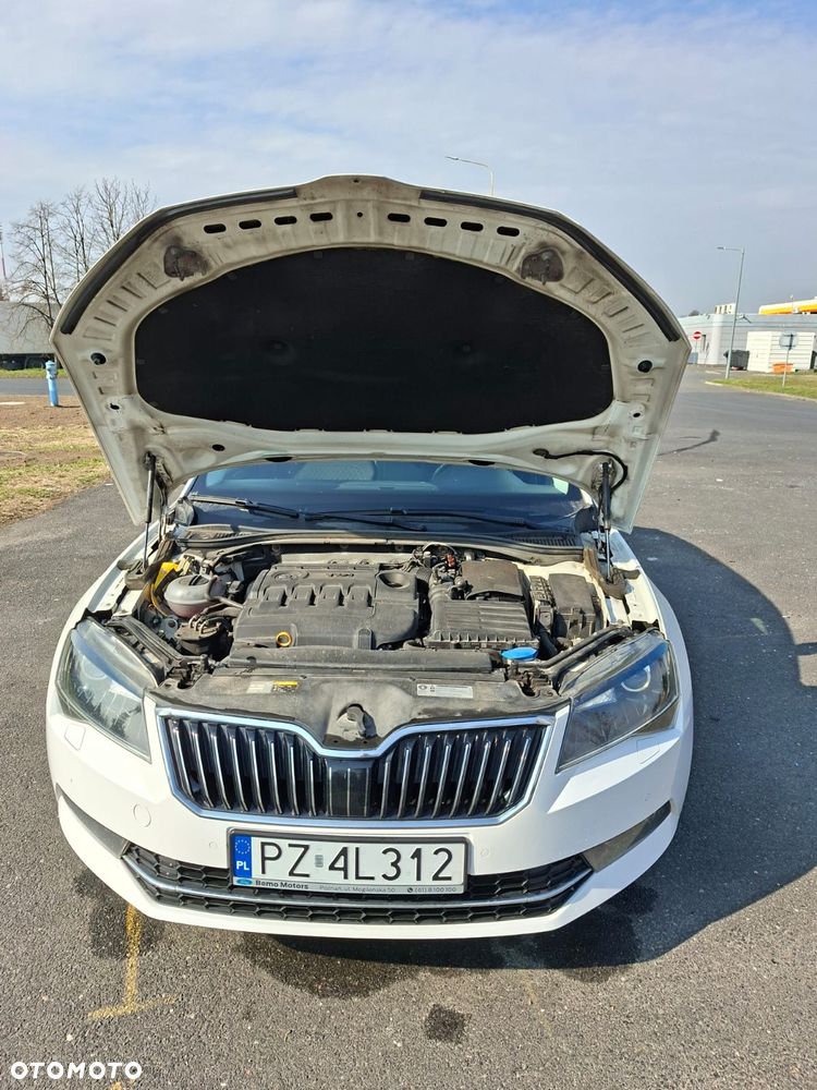 Skoda Superb 2.0 TDI Style DSG - 12