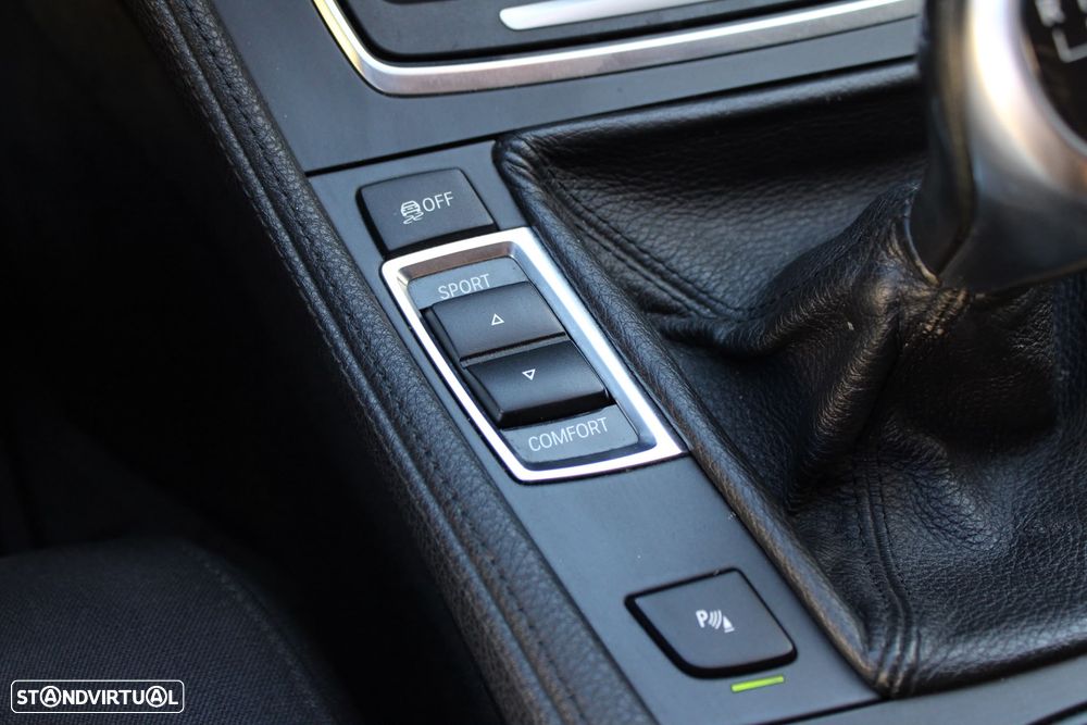 BMW 520 d Luxury Line - 16