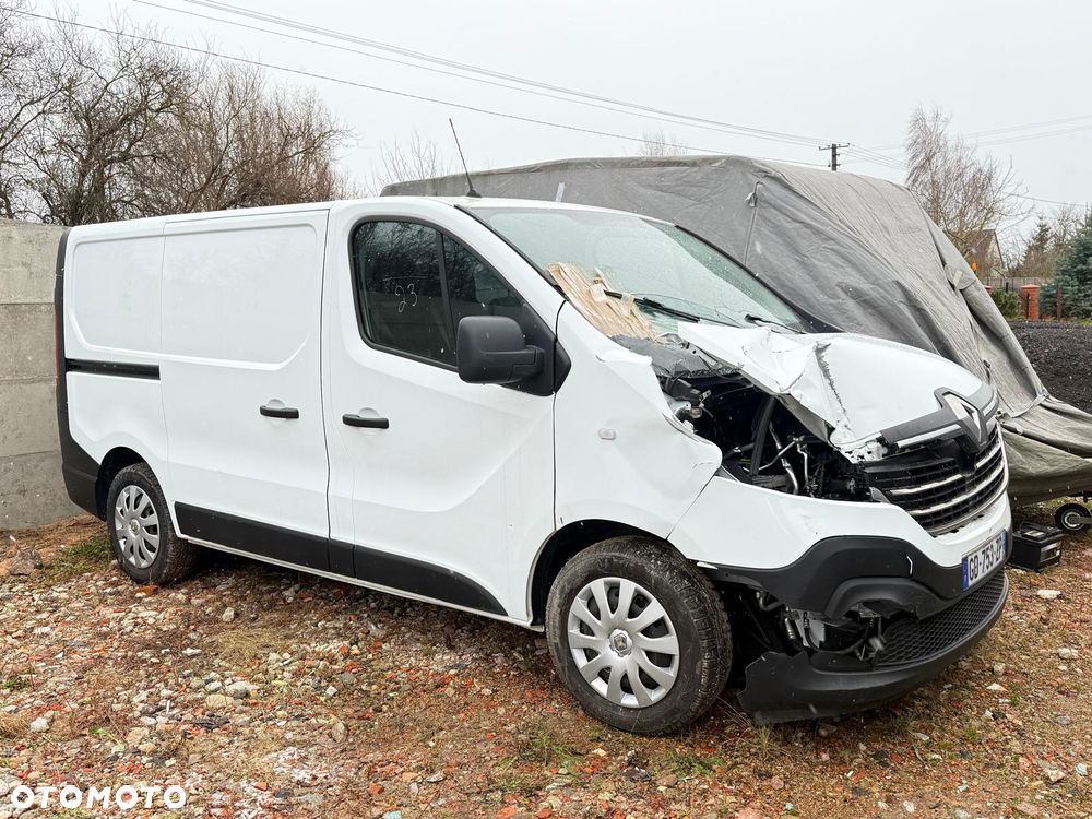 Renault TRAFIC - 2