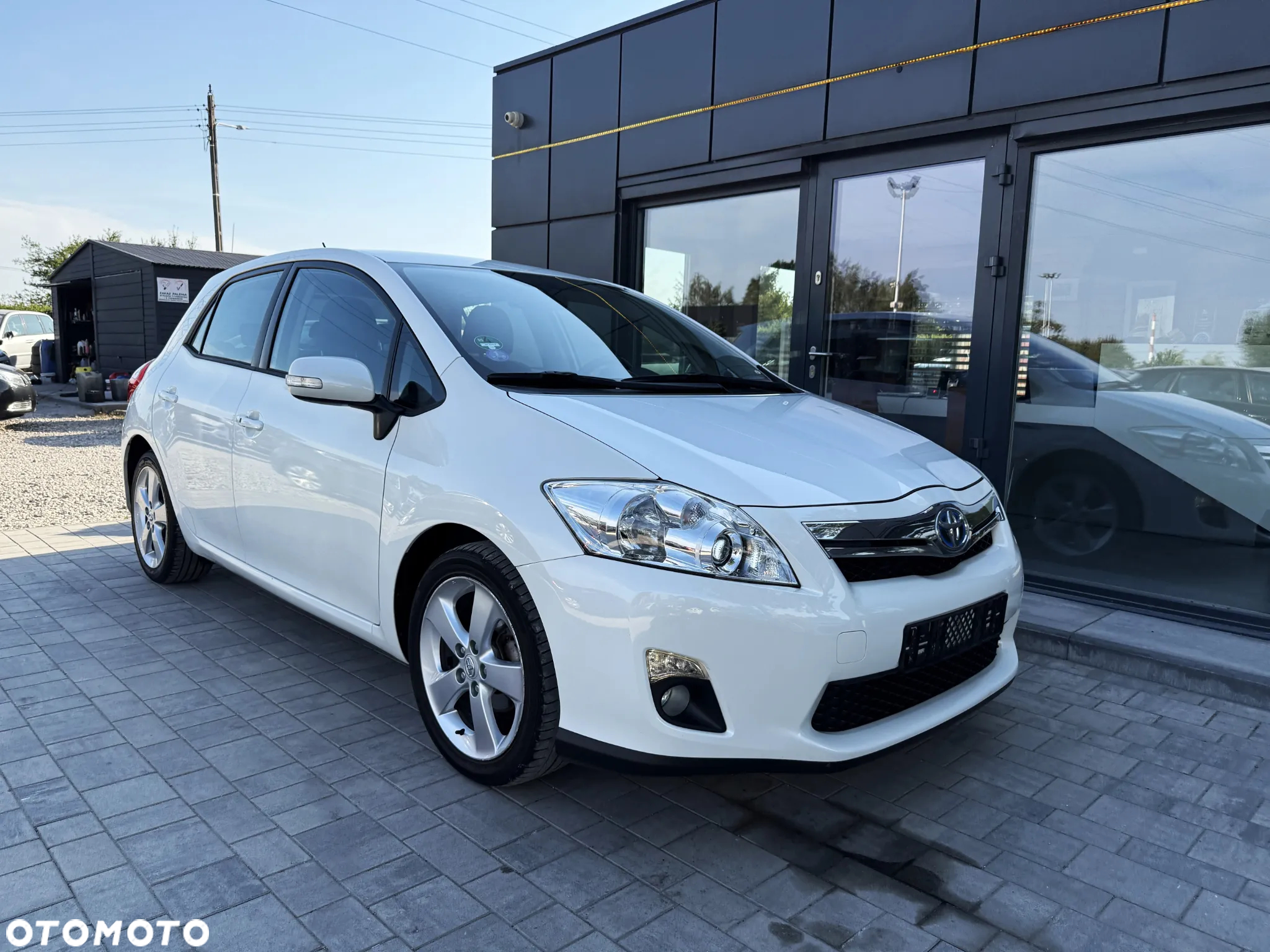 Toyota Auris 1.8 HSD Luna - 14