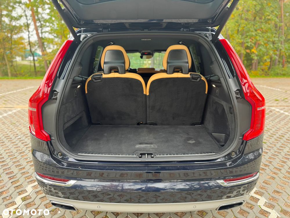 Volvo XC 90 D5 AWD Inscription 7os - 31