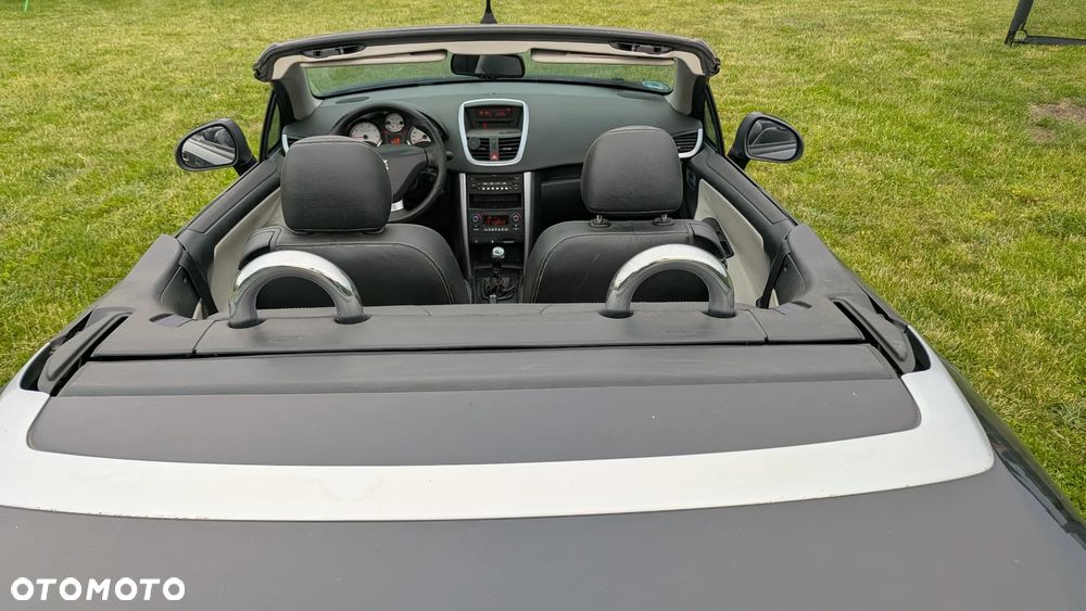 Peugeot 207 CC - 5