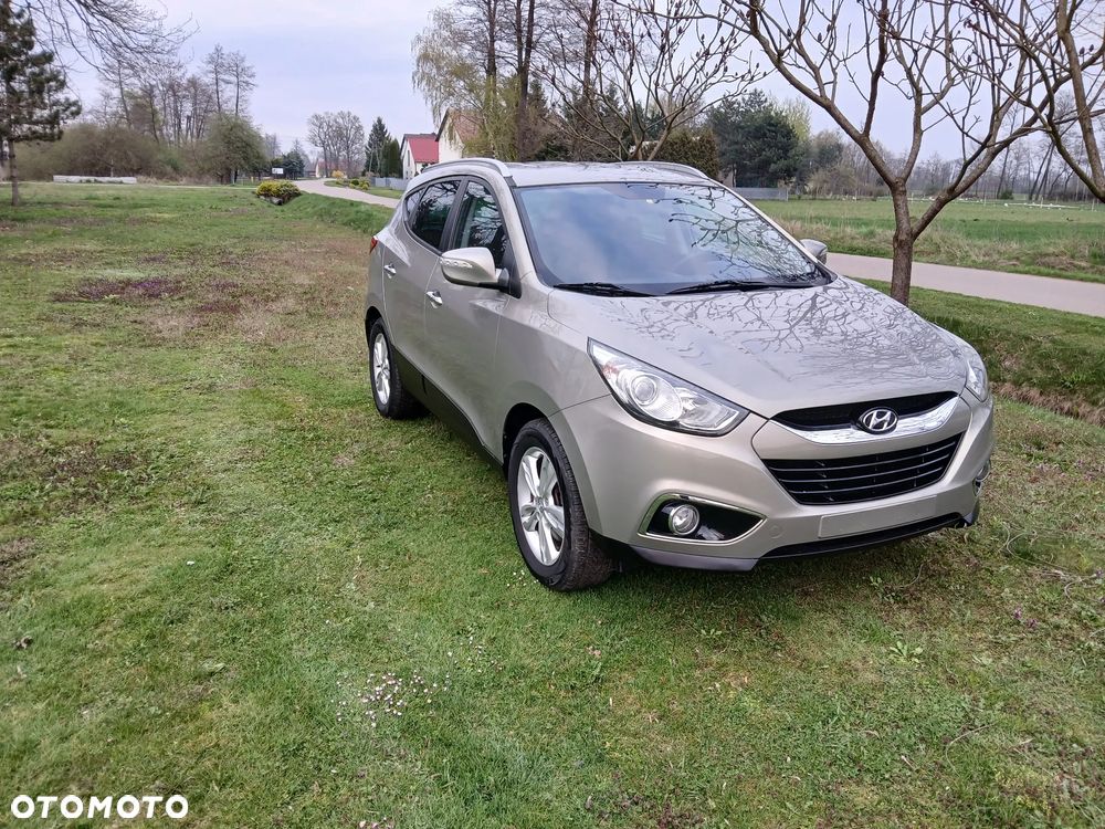 Hyundai ix35 1.7 CRDi 2WD blue Finale Gold - 6