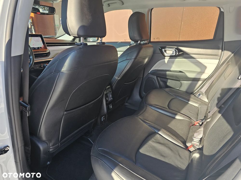 Jeep Compass - 16