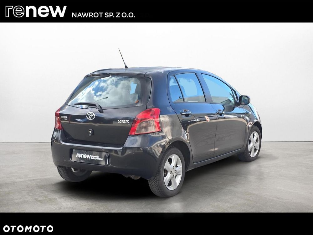 Toyota Yaris 1.3 Luna A/C - 5