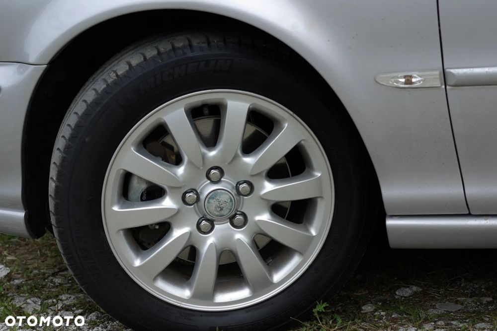 Jaguar X-Type 2.5 V6 4x4 - 15