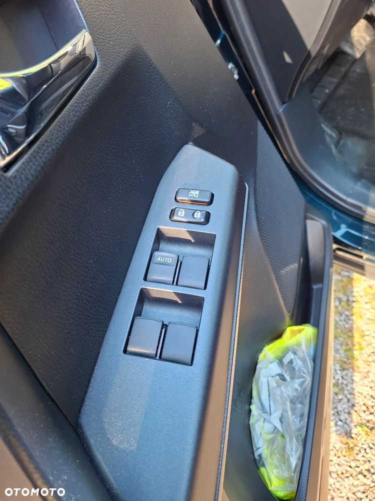 Toyota RAV4 - 12